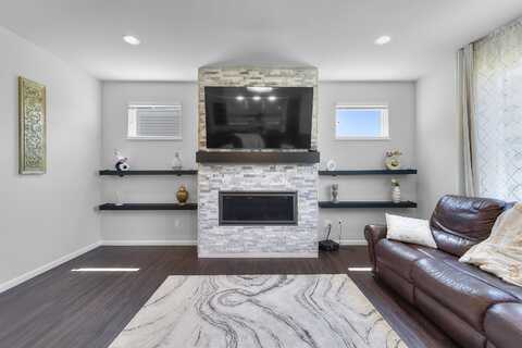 432 Tawny Elm Parkway, Verona, WI 53593