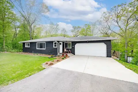 9635 N Arrowhead Shores Road, Edgerton, WI 53534