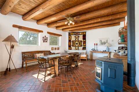 51 Camino Espejo, Santa Fe, NM 87507