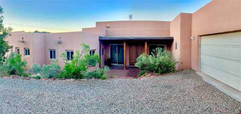 46 Principe De Paz, Santa Fe, NM 87508