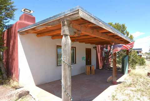 13 Los Amigos, Espanola, NM 87532