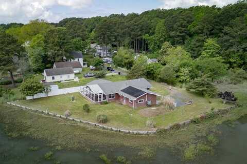 13236 PARTING CREEK RD, EXMORE, VA 23350