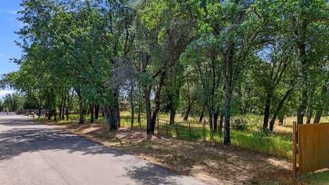 2375 Marilyn Avenue, Redding, CA 96002
