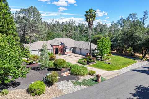 13477 Tierra Heights Road, Redding, CA 96003