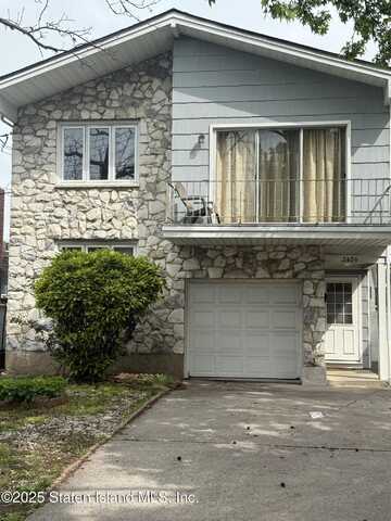 2409 Victory Boulevard, Staten Island, NY 10314