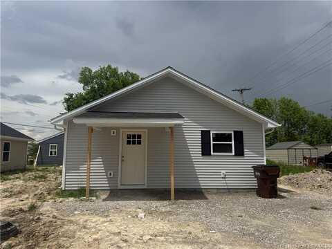202 E Walnut Street, Crothersville, IN 47229