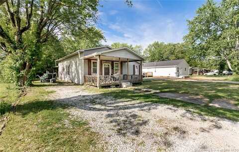 171 Blunt Avenue, Austin, IN 47102