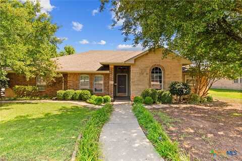 509 Sapphire Boulevard, Hewitt, TX 76643