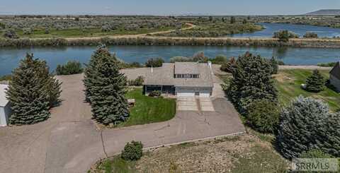 3071 E 670 N, Roberts, ID 83444