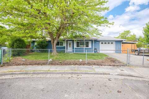 1603 NW Sue Circle, Grants Pass, OR 97526