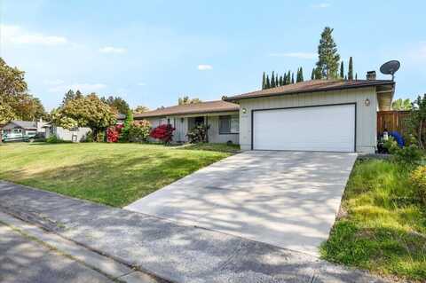 2532 Southport Way, Medford, OR 97504