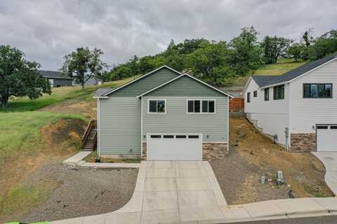 21 Cerulean Terrace, Eagle Point, OR 97524