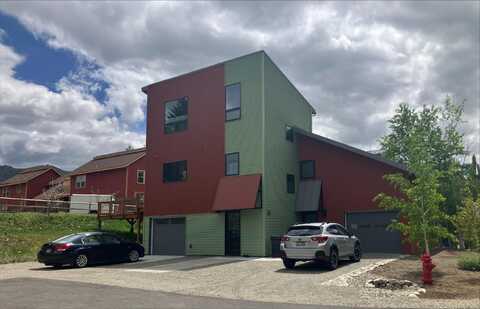 250 Amatopia Way, Hailey, ID 83333