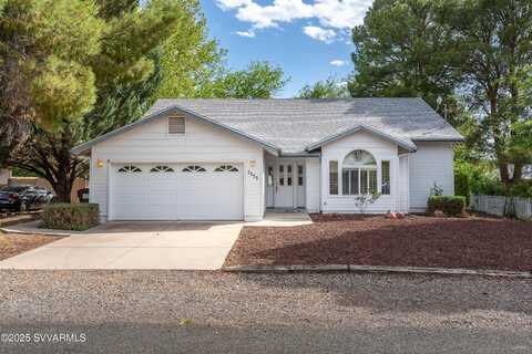 3525 E Yuma Drive, Rimrock, AZ 86335