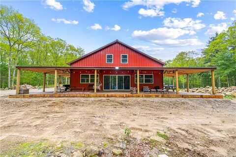 190 Perry Hill Road, Coventry, RI 02816