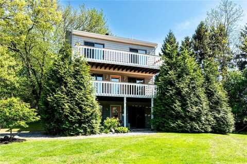 25 Spanker Street, Jamestown, RI 02835