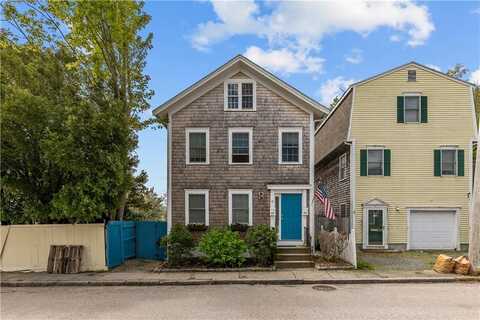 12 Callender Avenue, Newport, RI 02840
