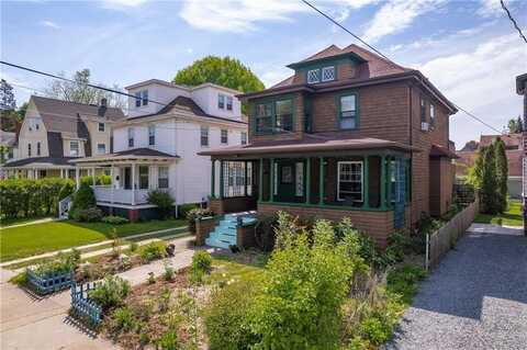 134 Arnold Avenue, Cranston, RI 02905