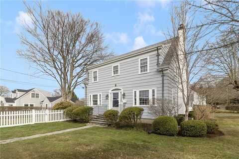 67 Harrison Avenue, Newport, RI 02840
