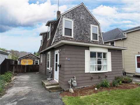 61 Blanding Avenue, Barrington, RI 02806
