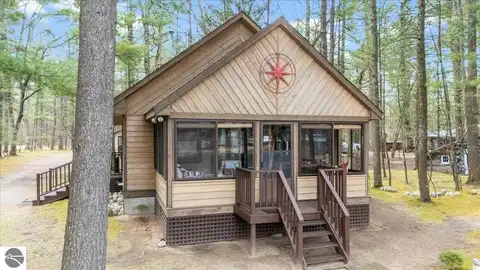 7171 Jose Lake Road, South Branch, MI 48761