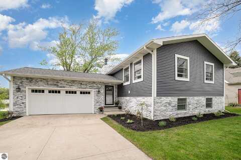 1254 Queensway Drive, Isabella, MI 48893