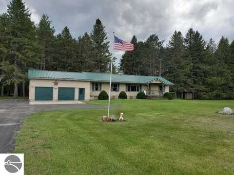 2220 M-30, Alger, MI 48610
