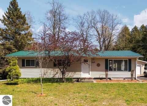 9869 E Cherry Bend Road, Traverse City, MI 49684