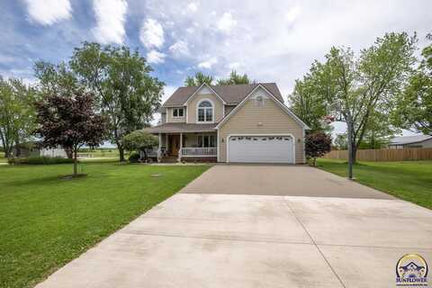1031 Schenk ST, Osage City, KS 66523