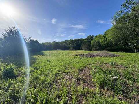 4930 SE Dupont RD, Berryton, KS 66409