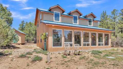 9 Dutchs Road, Valdez, NM 87580