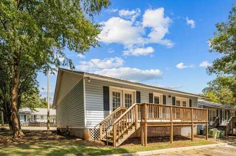2218 Magnolia Circle, Tallahassee, FL 32304