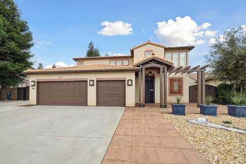 1751 Maduro Court, Tulare, CA 93274