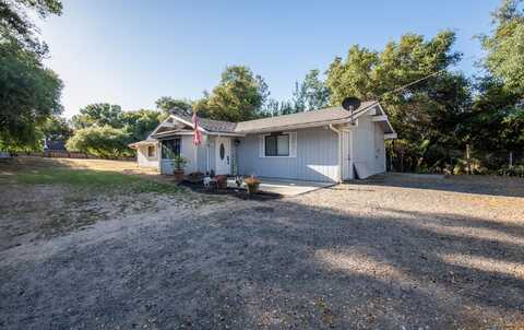 47438 Cheyenne Road, Coarsegold, CA 93614