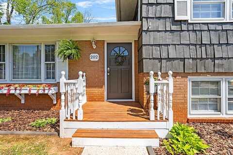202 Confederate Street, Lexington, NC 27295