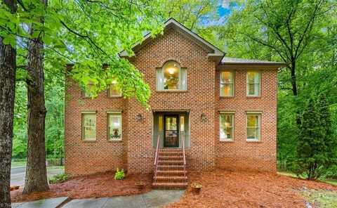 573 Doe Run Drive, Kernersville, NC 27284