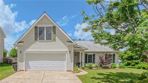 3693 Shadow Ridge Drive, High Point, NC 27265