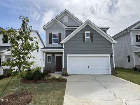 51 Commons Circle, Clayton, NC 27520