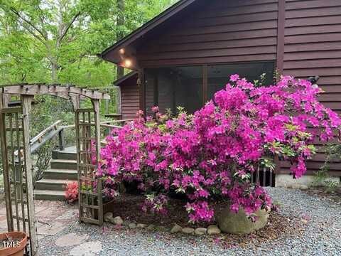 5604 Hideaway Drive, Chapel Hill, NC 27516