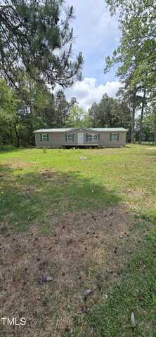 193 John L Road, Maxton, NC 28364