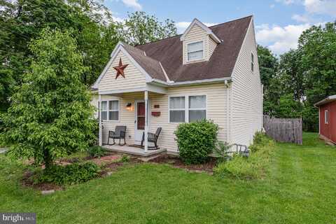 429 PLEASANT STREET, HANOVER, PA 17331