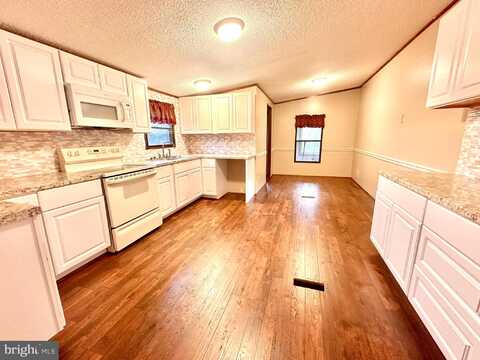 248 N CRYSTAL DRIVE, Mc Connellsburg, PA 17233