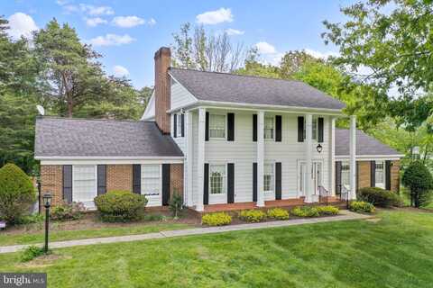 137 S RIVER ROAD, FRONT ROYAL, VA 22630