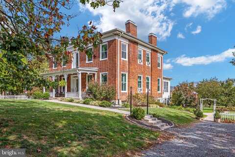 1381 US HIGHWAY BSN 340, LURAY, VA 22835