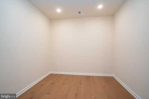 1 CULVERT DRIVE, PRINCETON JUNCTION, NJ 08550