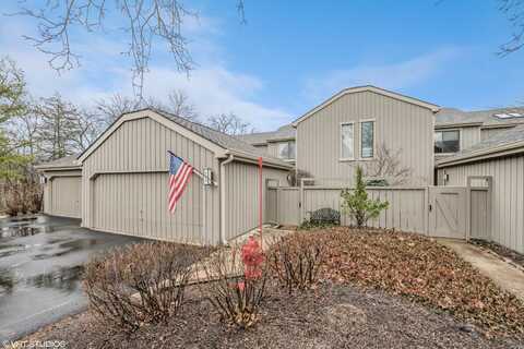 220 N. Bluff Court, Lake Barrington, IL 60010