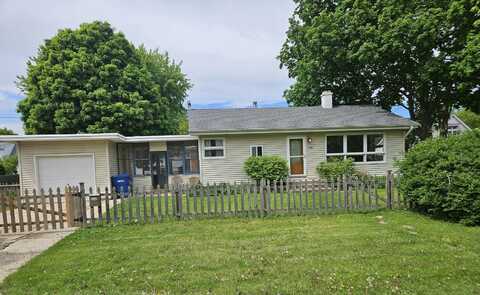 720 Madison Avenue, Saint Charles, IL 60174