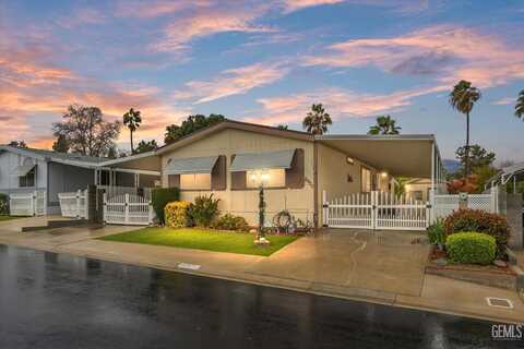 8920 Eastwind Circle, Bakersfield, CA 93306