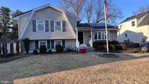 44 TANTUM DRIVE, HAMILTON, NJ 08610