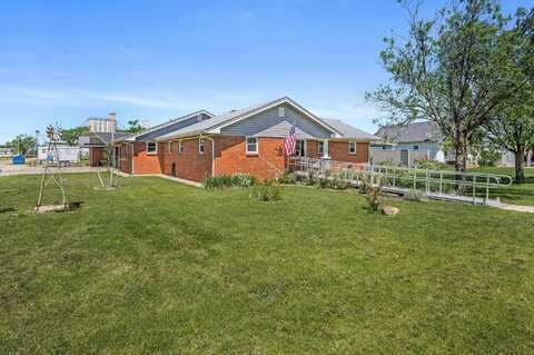 122 S Dreier Avenue, Happy, TX 79042